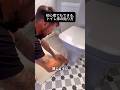 トイレ床、こうやって仕上げます