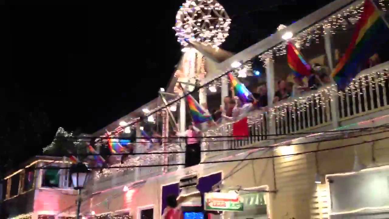 New Year's Eve 2014 on Duval street key west - YouTube