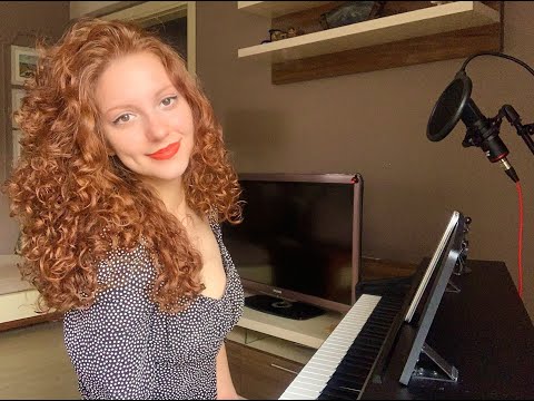 Frank Sinatra- Fly Me To The Moon (piyano cover)- İlayda Su Çakıroğlu