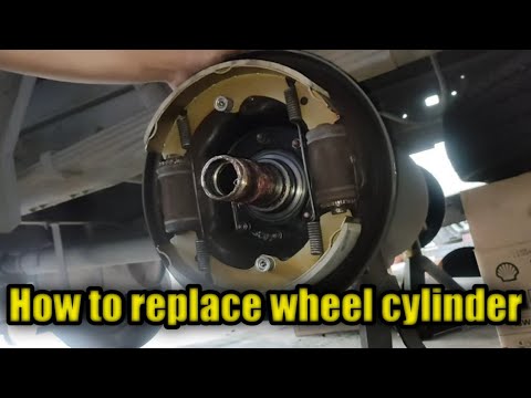 Mitsubishi Canter how to replace wheel cylinder and brakes cleaning