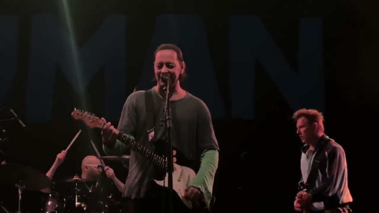 DUMAN TÖVBE İZMİR TARİHİ HAVAGAZI FABRİKASI 12.10.2025 #darmaduman  #konser #izmir #duman #rocknroll