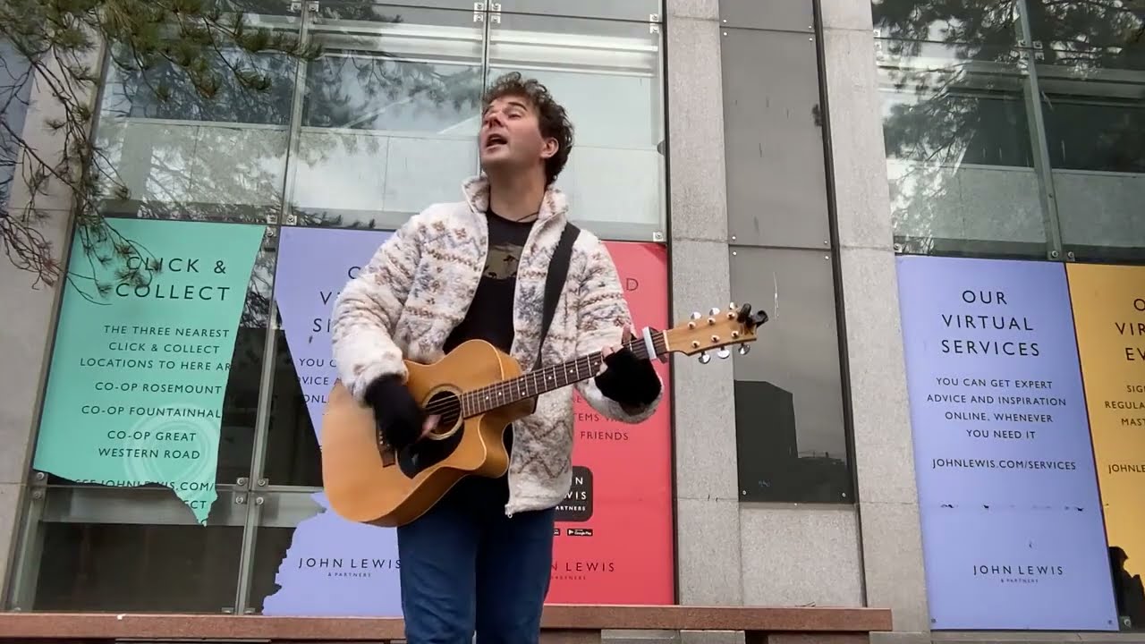 'Head Over Heels' original song / busking in Aberdeen 15/12/25