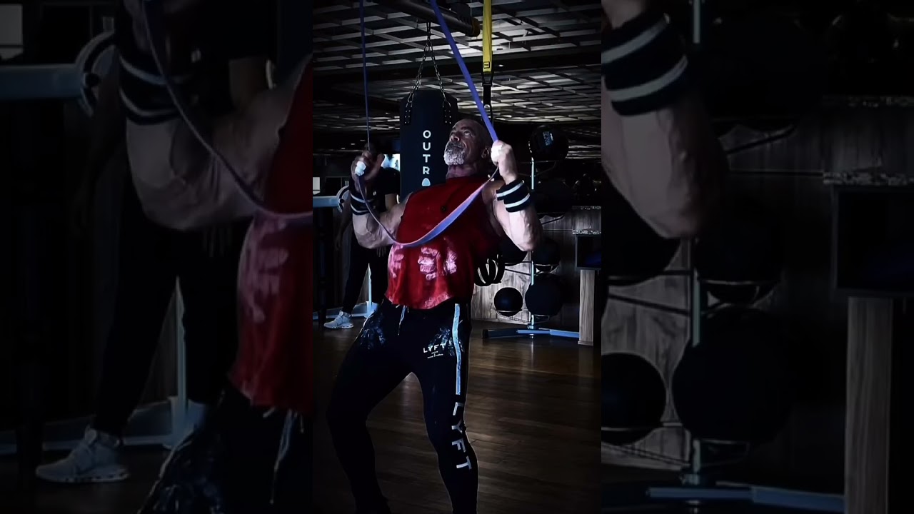 Resistance band pull downs are a great finisher #workout #back #resistancebands