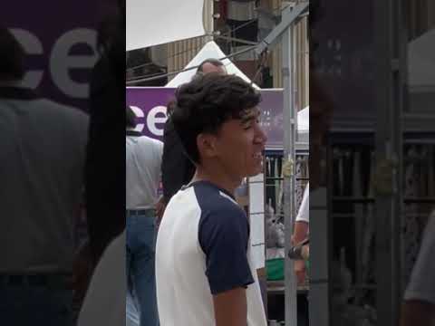 Gorilla freestyle battle