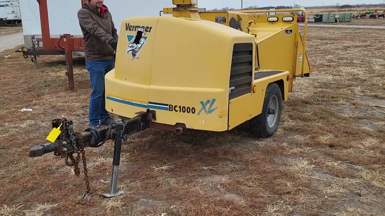 Vermeer BC1000 XL Wood Chipper | For Sale | December 16