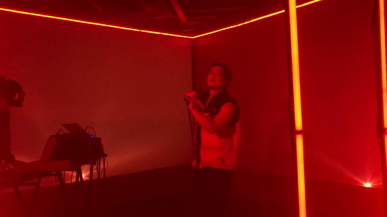 joji - slow dancing in the dark (acoustic) | live in toronto ballads 1 tour (02/06/2019)