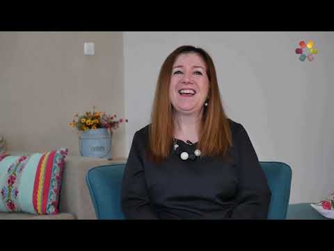 נויה מנדל בראיון וידיאו: "אבא שלי הפך אותי לקומיקאית"