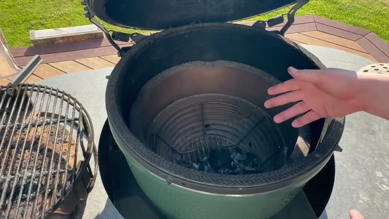 Kick Ash Basket Stainless Steel Charcoal Ash Basket, Fits Big Green Egg Grill Review