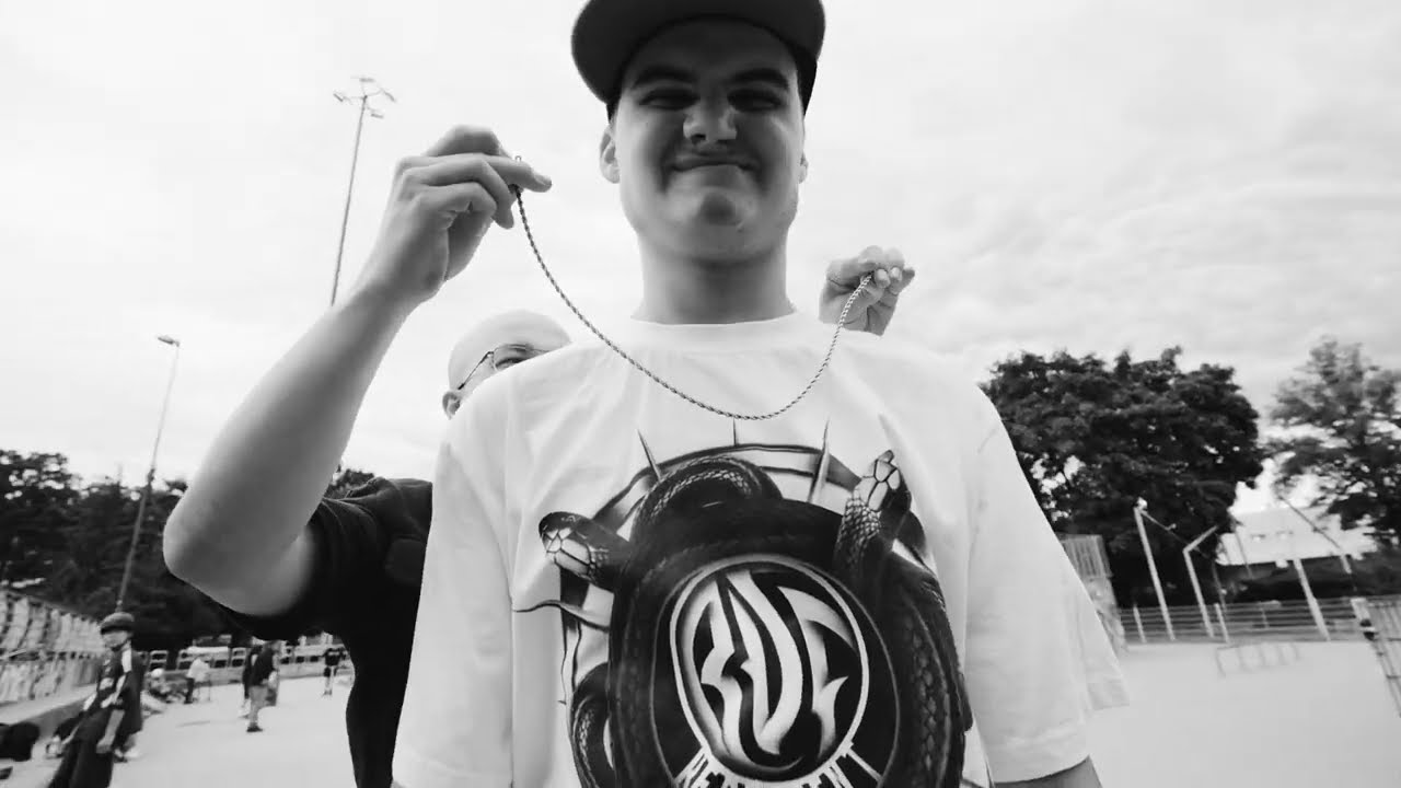 Watch KRABAR - PRAWDA (PROD. PABLO) 🎥 Dir. by Gxldenproduction on YouTube Watch KRABAR - PRAWDA (PROD. PABLO) 🎥 Dir. by Gxldenproduction on YouTube