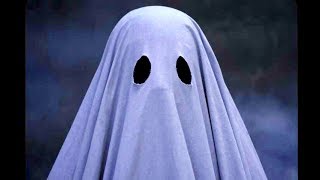 このレトロなゴーストは残された妻を見守る亡き夫／映画『A GHOST STORY』特報