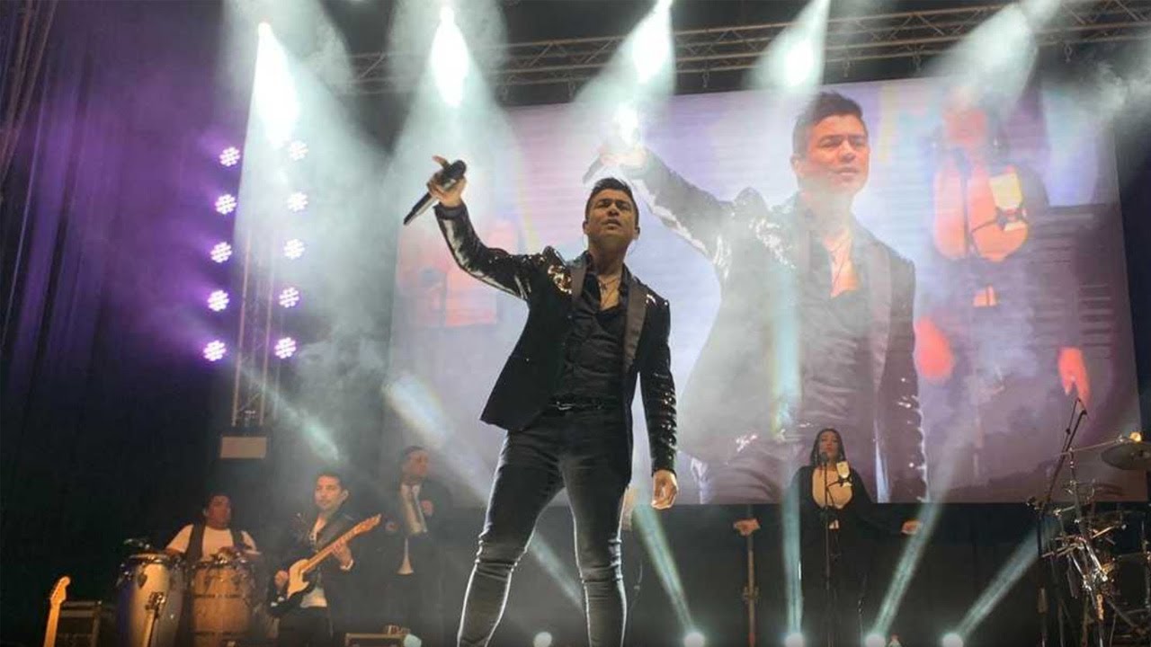 AMÉRICO EN CONCIERTO