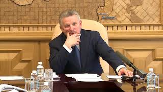 Губернатор Вячеслав Шпорт провел оперативное совещание в связи с авиакатастрофой