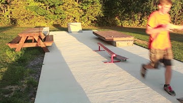 Today i learned how to feeble grind