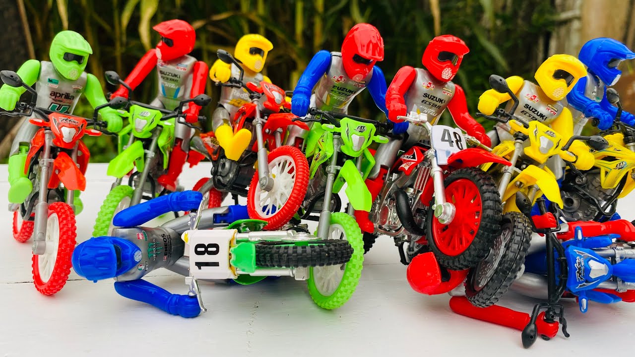 Motocross Challenge Extreme Arena, Team CRF250 vs Team YZ250 World Class Battle 