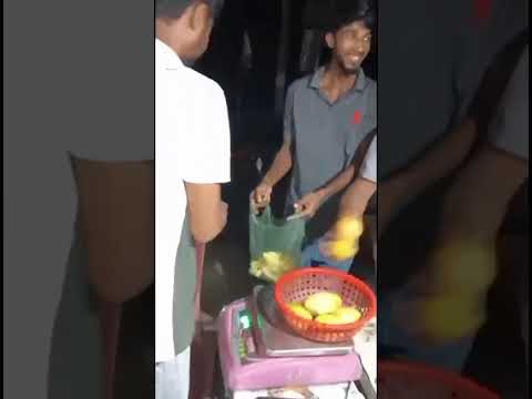 10 টাকা হালি কলার চুছা 😂😂#funny #comedy