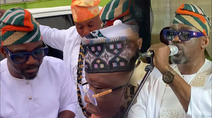 ALABI PASUMA WAS SHØCKED WHILE SEEING TIRI LEATHER PROSTRATE TO HIM LIVE ON STAGE @ KEMLAT BIRTHDAY