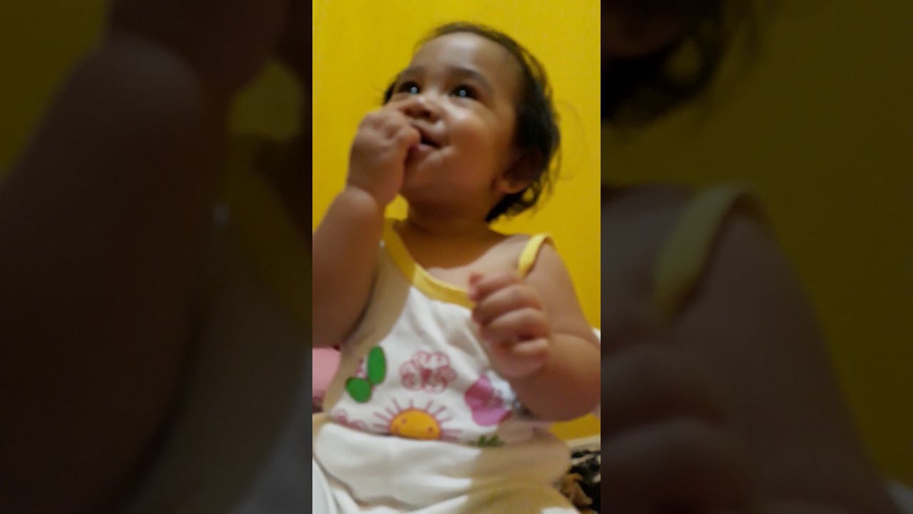 baby roni and mom as her laughing stuff(bakasyon2016) - YouTube