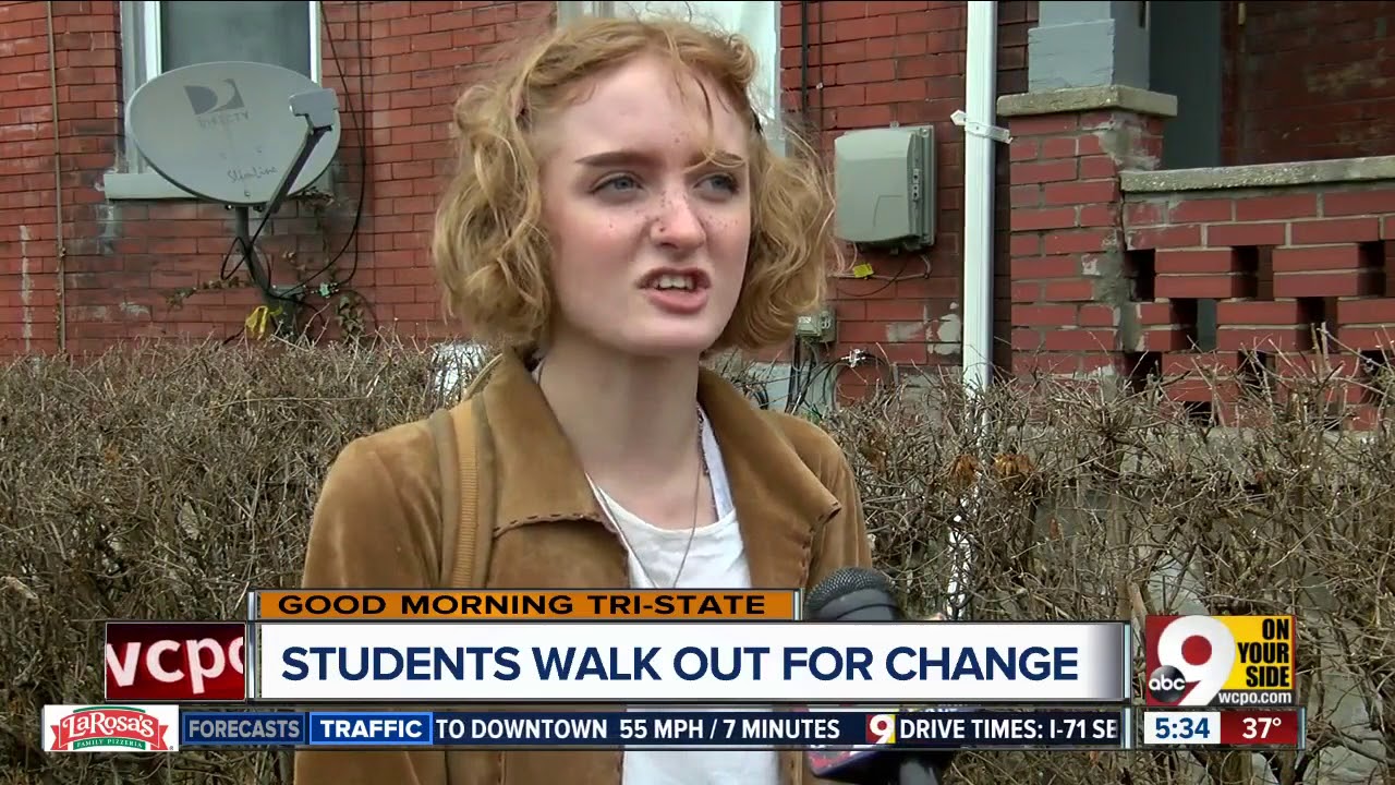 Simon Kenton, Walnut Hills students walk out of classes to protest gun