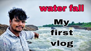 आज त नद बहत तज बह रह ह L Marte Marte Bacha Aaj To Bahut Tej Nadhi Hai