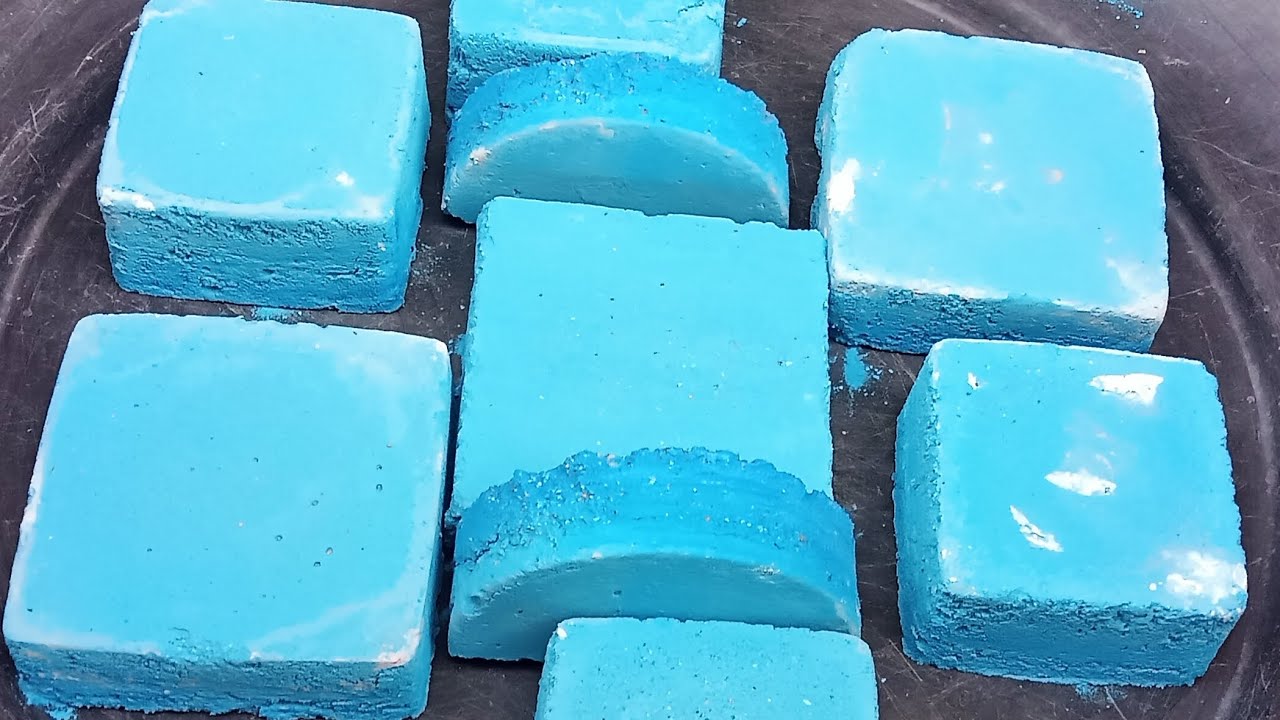 Blue blocks and 2 half circles 💙🟦🔵// 