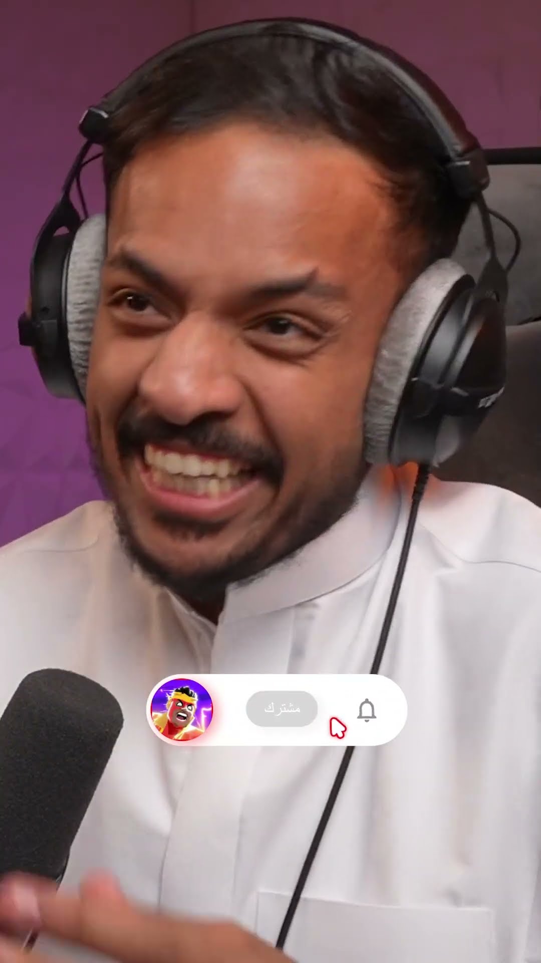 وش بيصير لو صار القمر والشمس ضد اكبر نجم في المجرة !