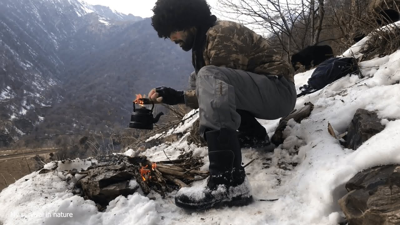 Three days of survival experience in a snowy environment - My survival in nature
