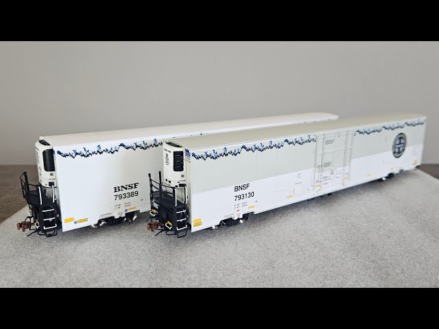 Mini Review: ScaleTrains Rivet Counter 82' 7883 cu.ft. Trinity