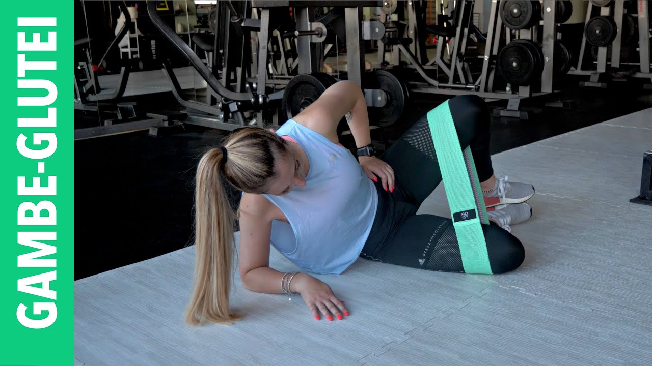 15 MINUTI - ALLENAMENTO GAMBE E GLUTEI - YouTube