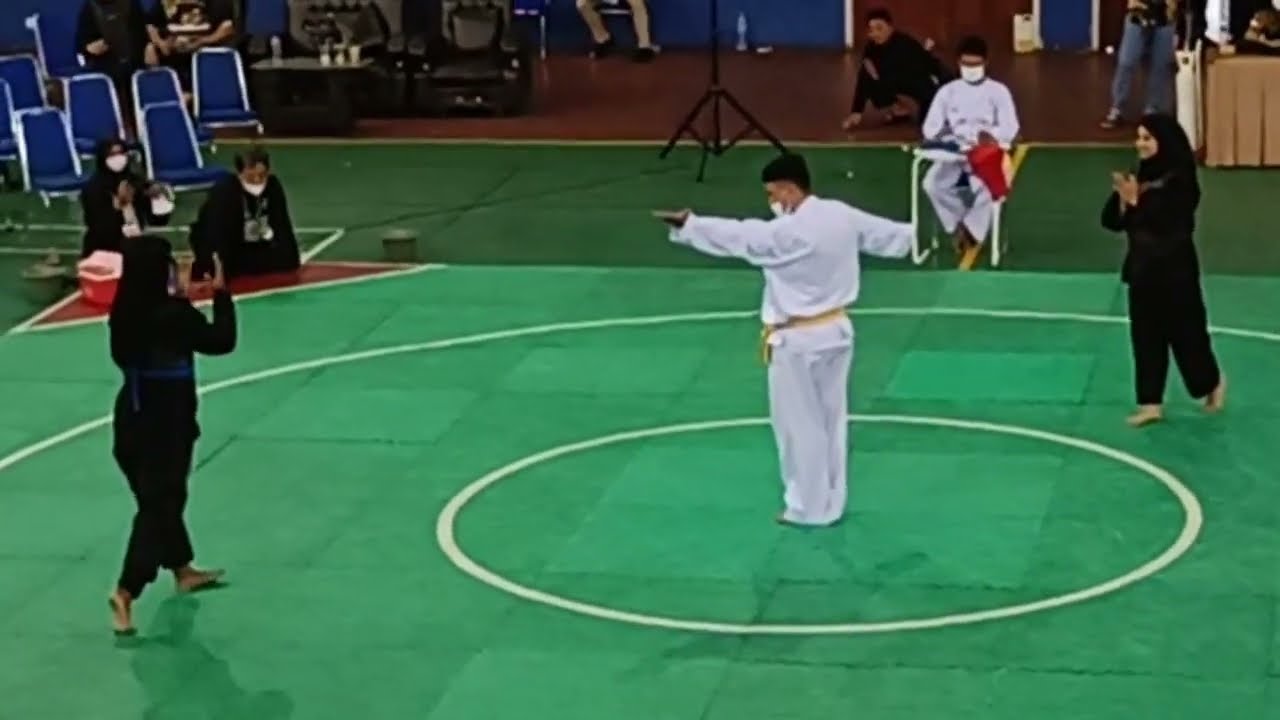 Final Kejuaraan Silat Clat Open 2022 Anastasya vs Angelia dan Teknik guntingannya