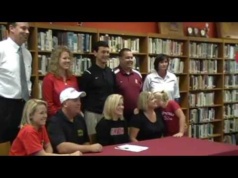 Emily Sissom signs with Union University