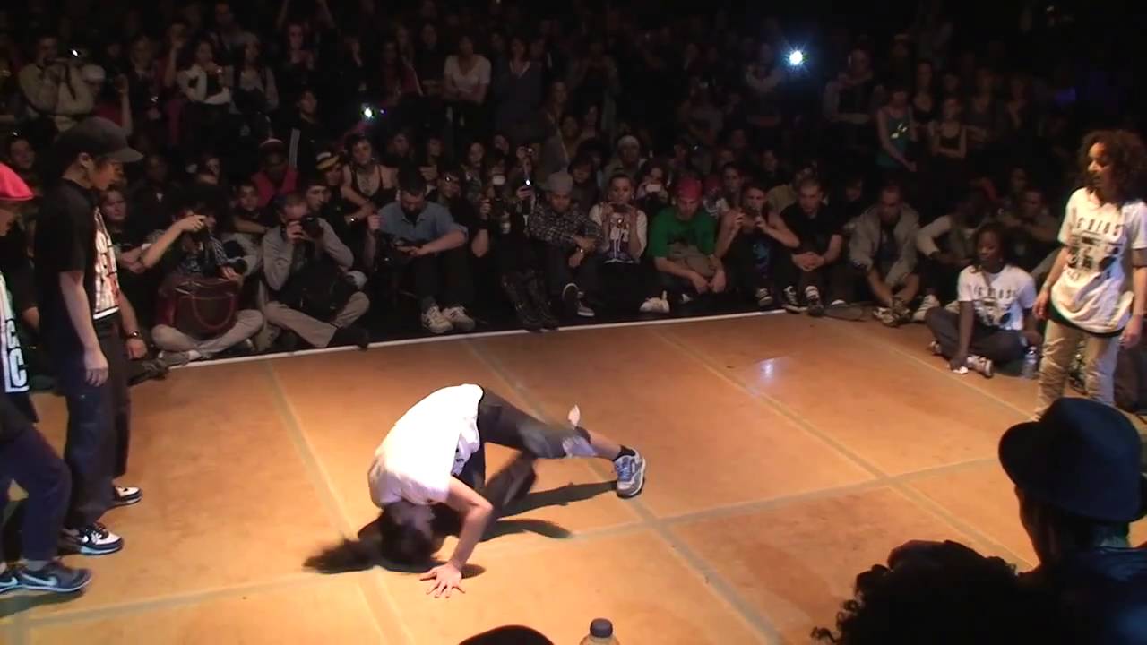 日本の女性は強い 今年で9連覇となった世界大会 Boty B Girl 2vs2 Battle の歴史と動画 Dews デュース
