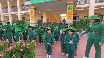 Hoạt động trải nghiệm “Bé làm chiến sĩ” lớp 5-6 Tuổi A2 | Trường mầm non Hương Vĩ