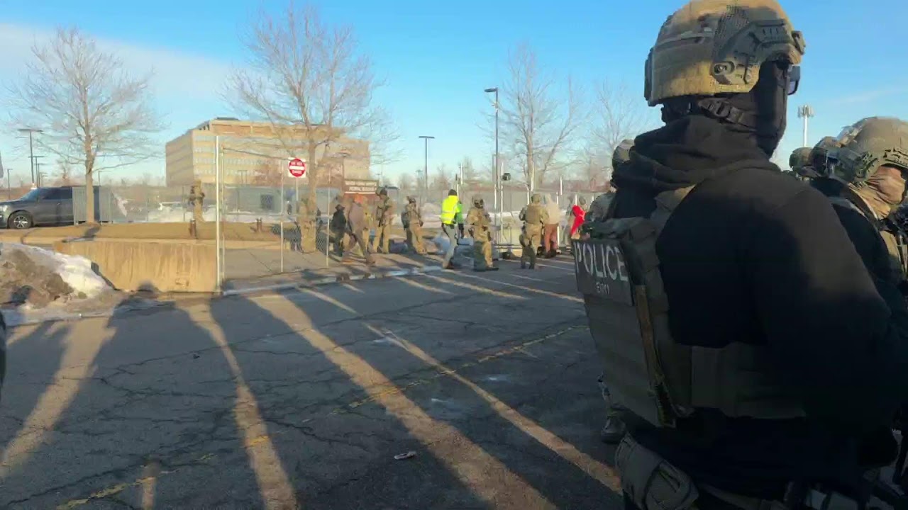 LIVE: Anti-ICE Protesters Outside Bishop Henry Whipple Federal Building in Minnesota