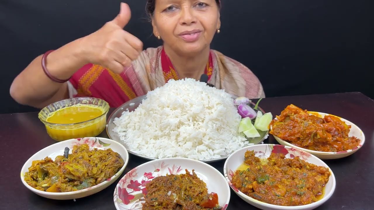 BIGBITES, EATING RICE WITH SANKAR FISH KALIA, KACHKI CHORCHORI, CHINGRIR JHAL, BADHAKOPI CHORCHORI।।