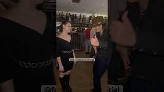 Vixeee.. Acho Que Não Vai Ter Forró Não, Hein