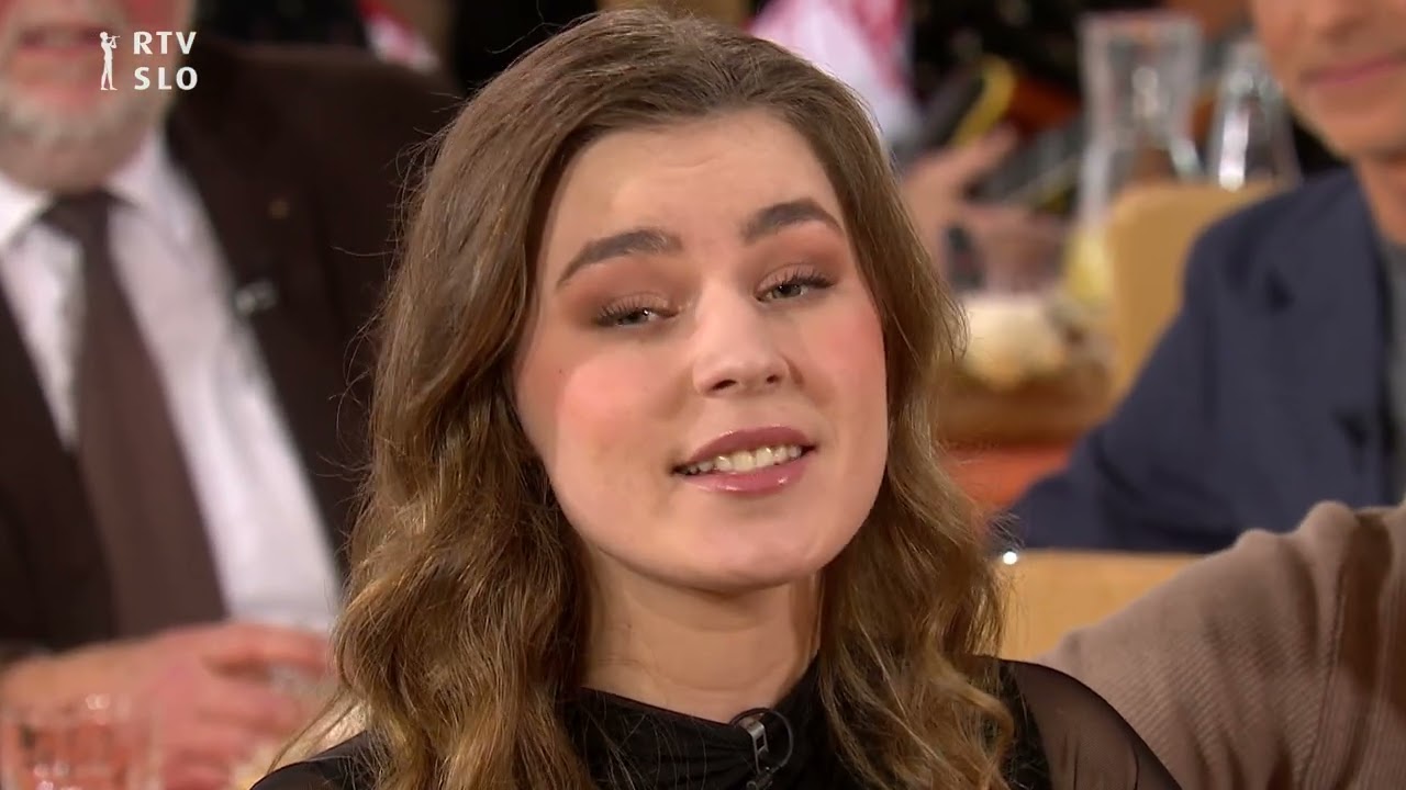 MIKE OREŠAR, TEJA PANČIČ, LIZA NOVAK - VENČEK NARODNIH (Nedelja po domače)