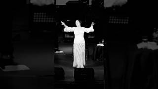 Pop Müziğin Divası Nazan Öncel’den “Vertigo” Öncel