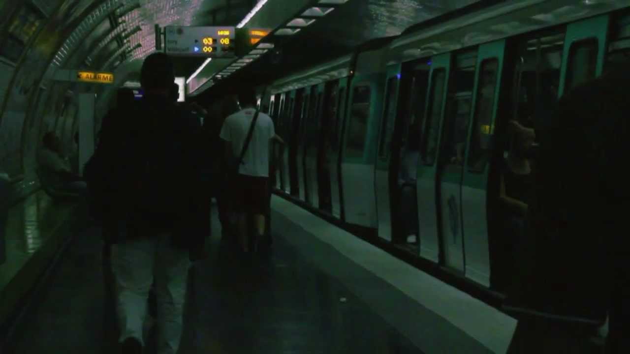 Clothes of Sand - Nick Drake - Music Video