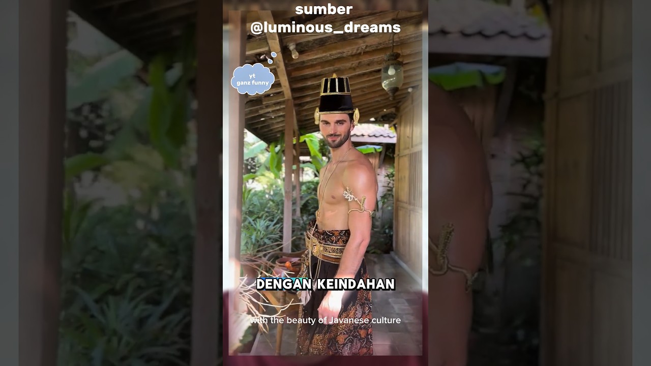 BULE Ganteng Pake adat Jawa 