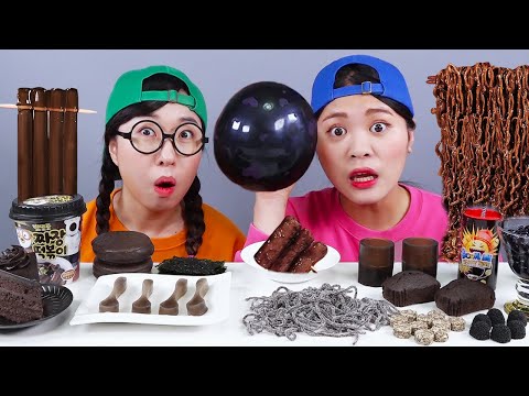 Черная еда Съедобная ложка Токпокки Шоколадный торт Мукбанг ДОНА DONA