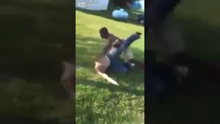 Black guy fight with a white guy and won