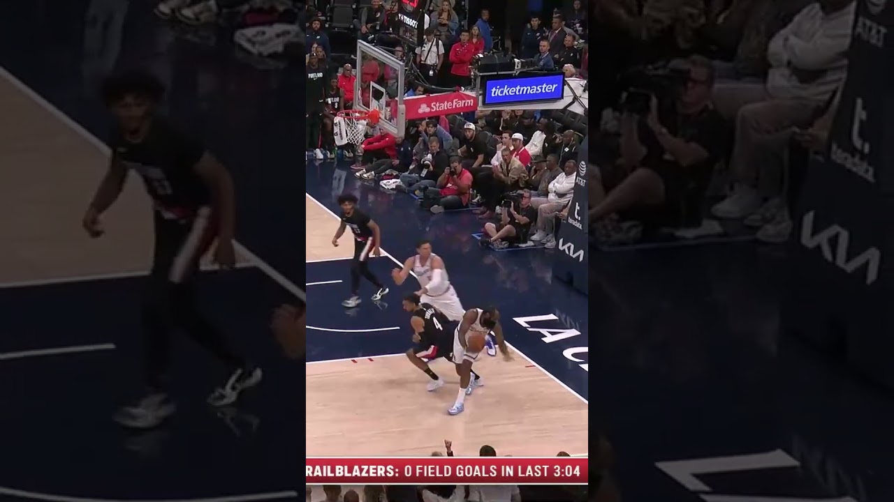 Brook Lopez is a 3&D center😤