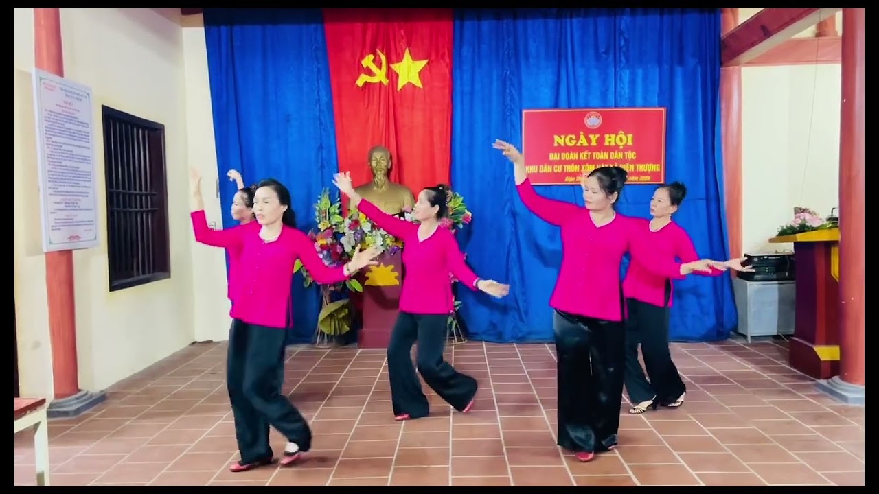 LK: Trăng về thôn dã - Mời anh về thăm quê em! Tiết mục VN chào mừng ngày hội Đại Đoàn kết toàn dân!