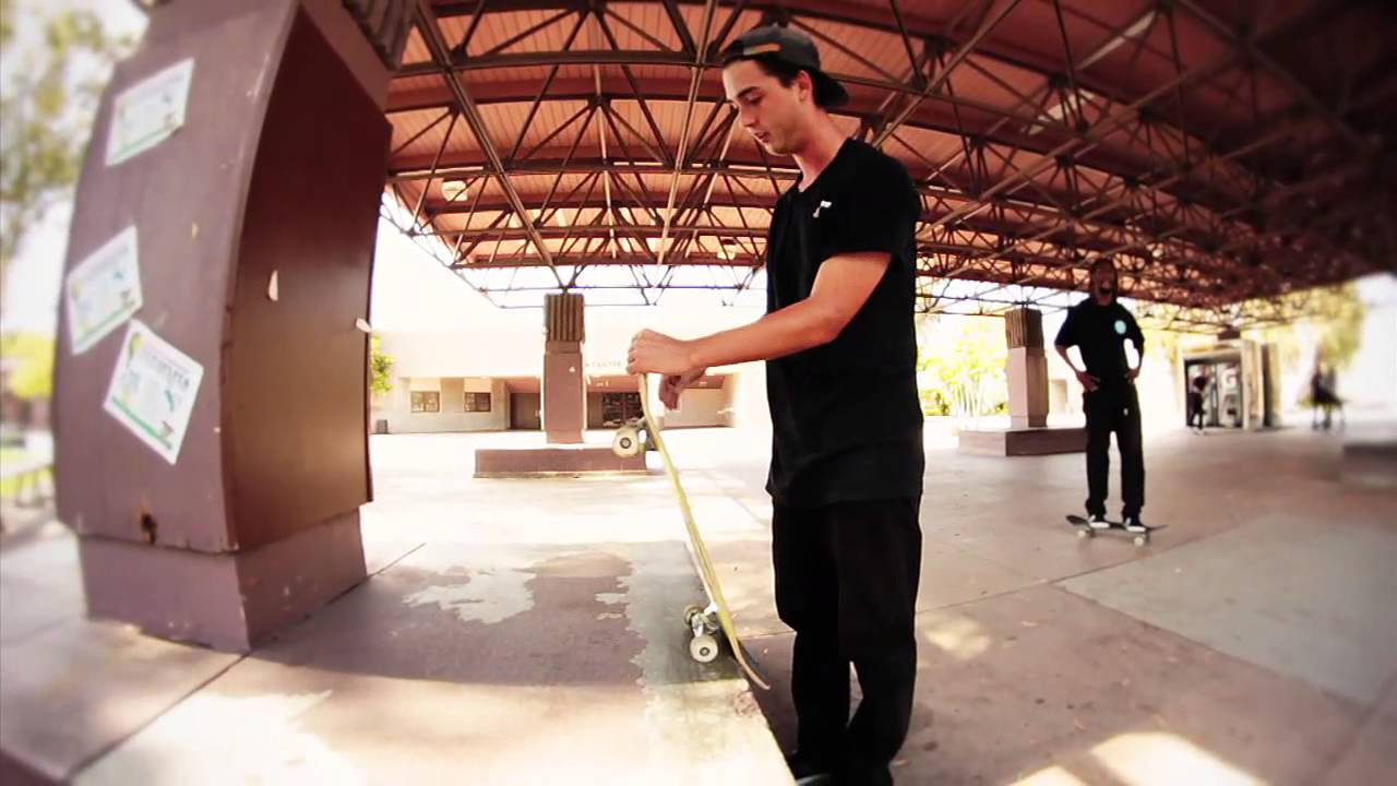 CHRIS LARUE HOW TO'S DAYS; FRONT CRUNT