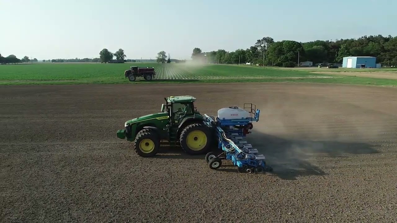 12 row Twin Row Stacker with Monoshox Air Down Force