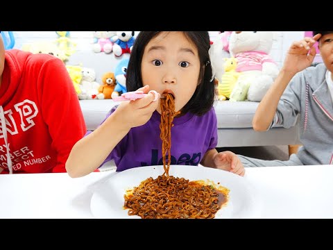 Boram <strong>aprende</strong> a cocinar y más cuentos divertidos para niños