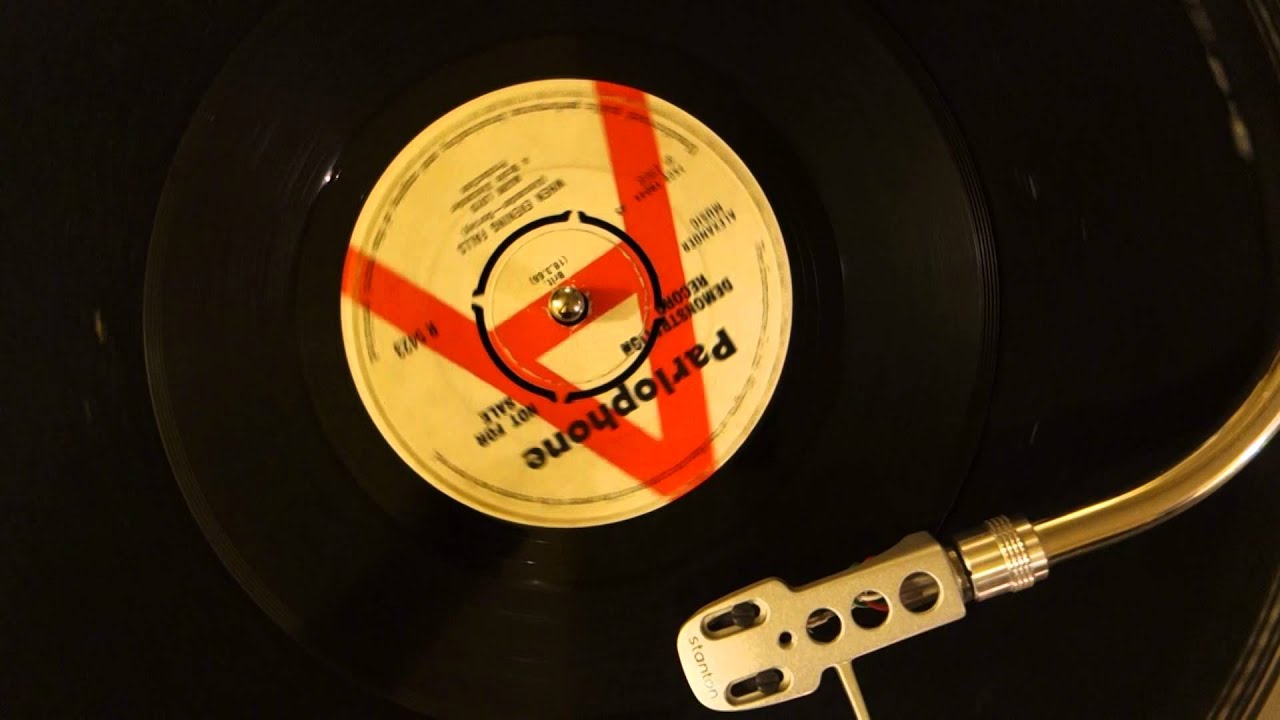 Ronnie Milsap Aint No Soul Left In These Ole Shoes Ronnie Milsap Aint No Soul Left In These Ole Shoes