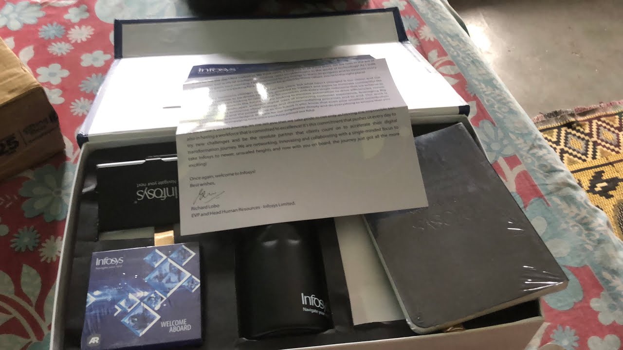 Infosys welcome kit🎉🥳|| New trip ki tire chl ri 🤗🥳|| mosam ke kya khene 🏔