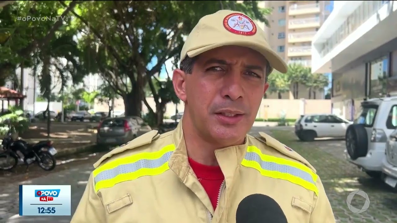 Corpo de Bombeiros é acionado para apagar incêndio em prédio comercial no Altiplano - O Povo na TV