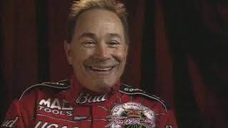Dragster driver Kenny Bernstein interview on a variety of topics. 2002 Net Worth